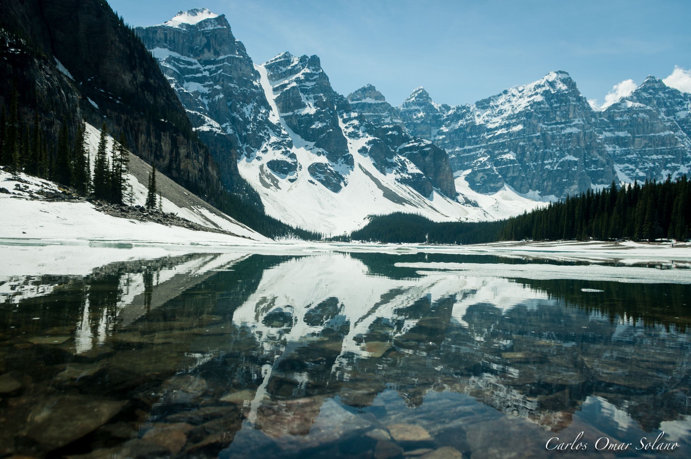 Reflejo en Moraine Lake